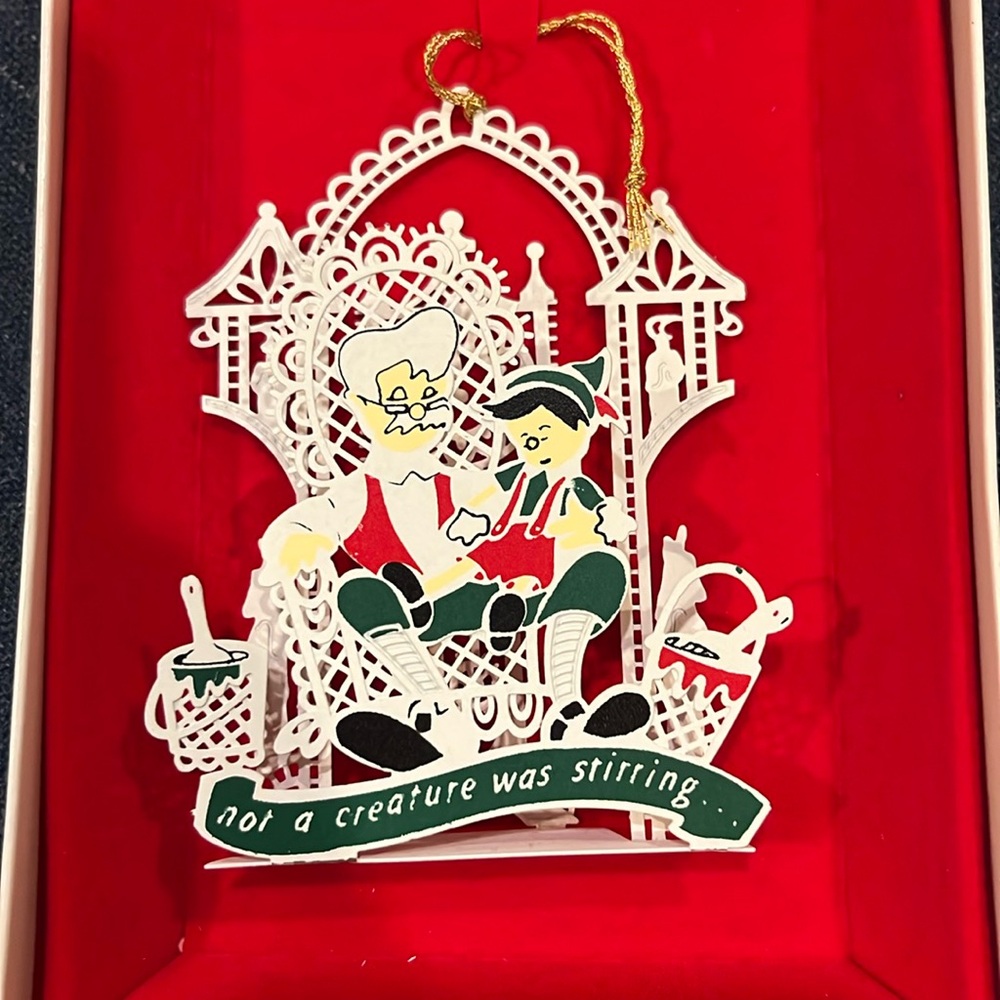 Disney Vintage Winterlace Filigree Ornament 1988 pinnochio